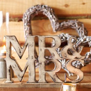Mr and Mrs wedding Sign