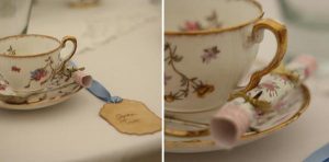 vintage tea cups wedding favour crackers
