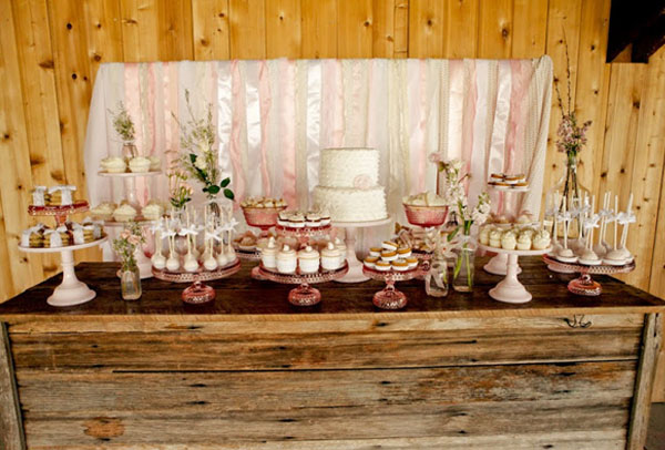 wedding dessert table glass cake stands