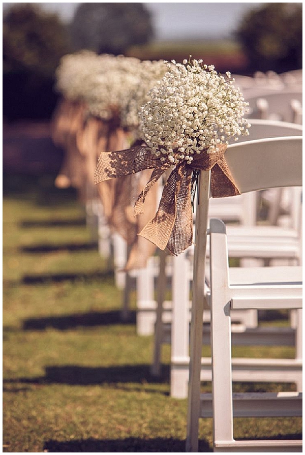hessian wedding ideas for pew ends