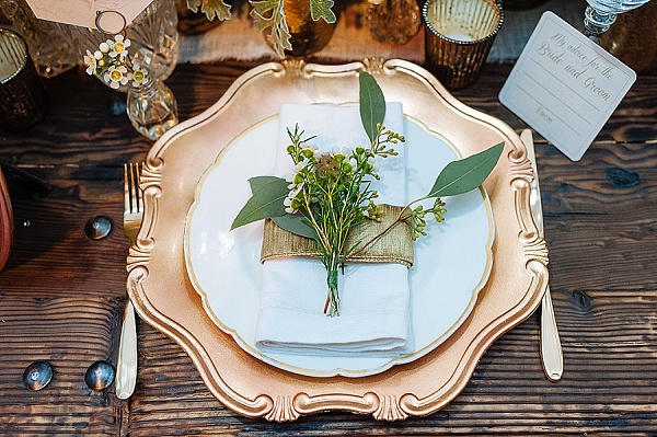Bronze-Gold-Place-Settings-The-Wedding-of-my-Dreams