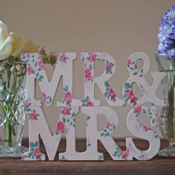 mr and mrs sign pretty floral