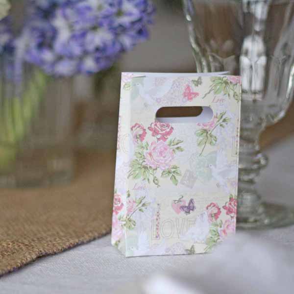 pretty floral countr garden wedding favour bags