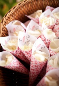 paper confetti cones 