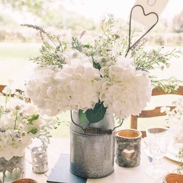 milk_churn_table_centre vase