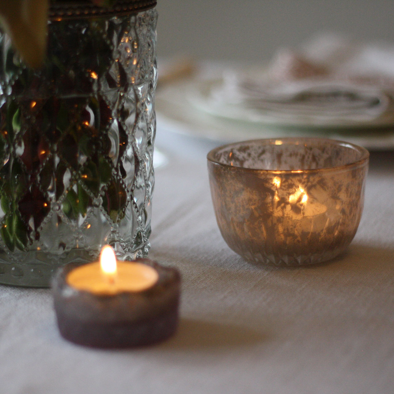 Wedding Table Decoration we love: Dusky Pink Bowl Tea Light Holder or Vase - available from @theweddingomd