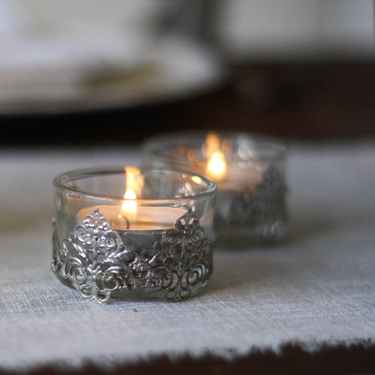 Mini elegant glass and silver tea light holders - available from @theweddingomd