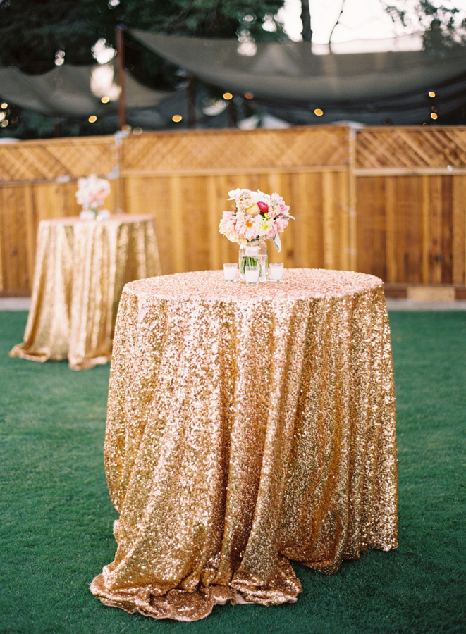 gold glitter table cloth - metallic wedding ideas