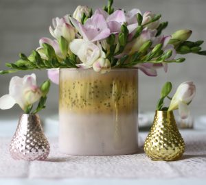Pink and gold vases for wedding centrepiece available from @theweddingomd