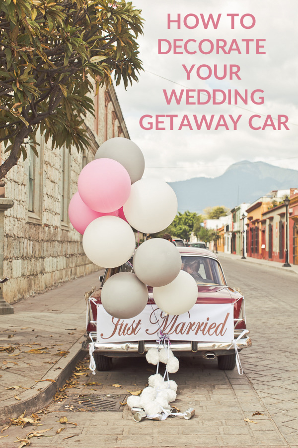 JUST MARRIED SIGN, GETAWAY CAR DECORATONS, RUSTIC WEDDING SIGNS