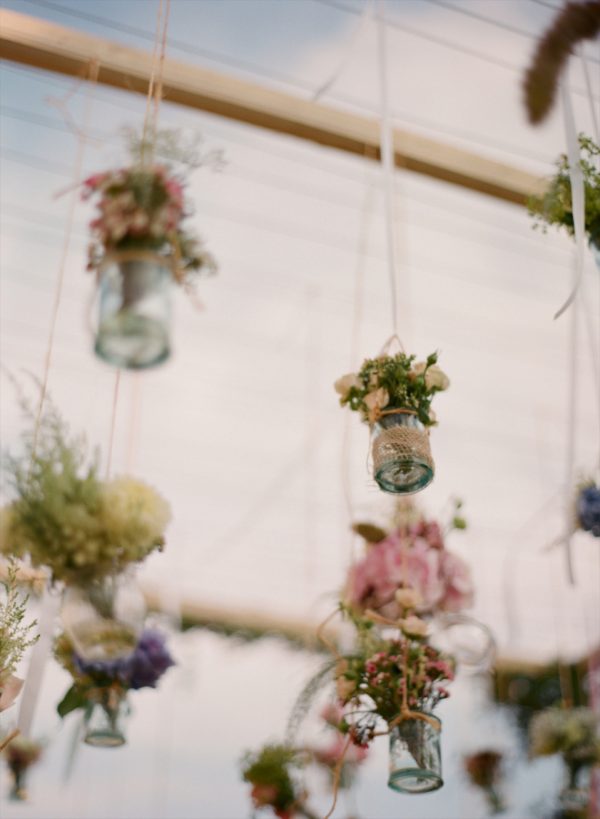 hanging vases available from @theweddingomd stylemepretty.com - anetamak.com