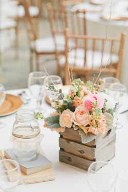 peach and blue wedding decorations and ideas