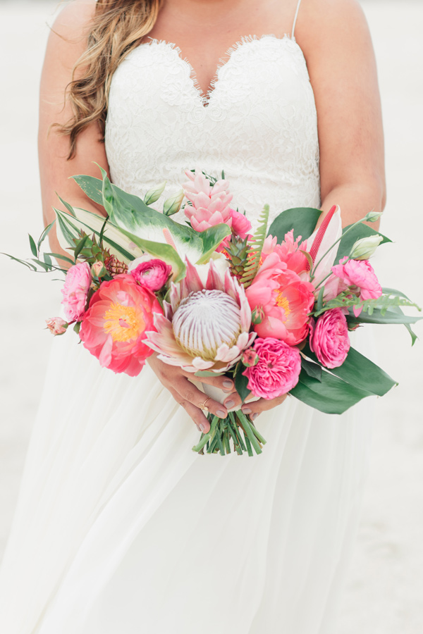 tropical wedding theme Ruffled - photo by Jessica Bordner Photography http://ruffledblog.com/florida-keys-destination-wedding