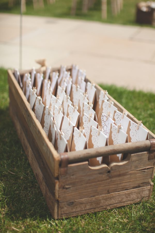 brown paper bags for confetti