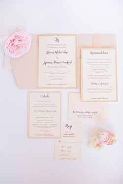 pretty pink wedding decorations and ideas