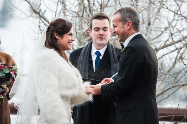 20 tips for planning a winter wedding stylemepretty-com-coryryan-com