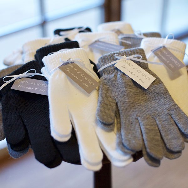 winter wedding favours gloves to have and to hold in case you get cold