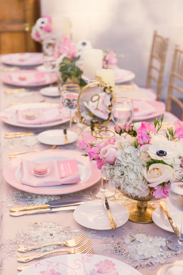 pretty table cloths wedding