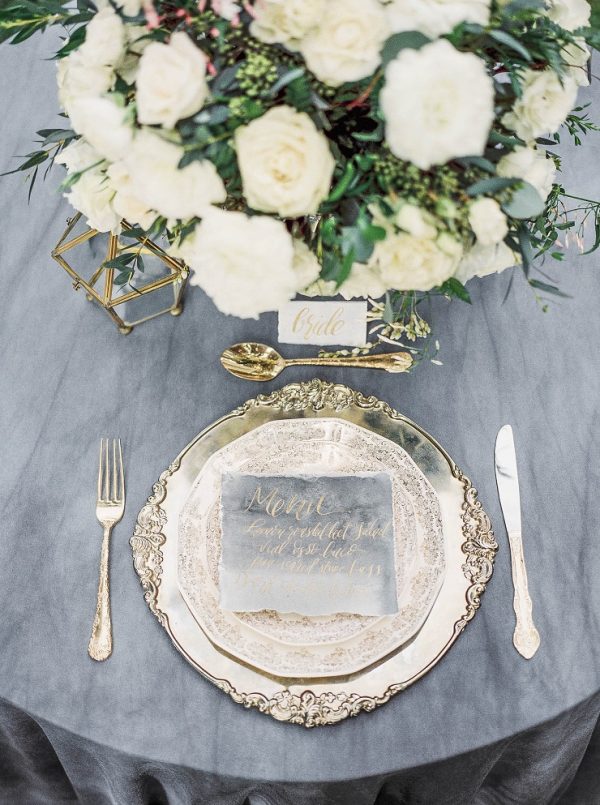 Elegant wedding place settings by @theweddingomd