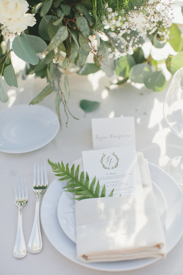 Fabulous fern wedding ideas - wedding place settings