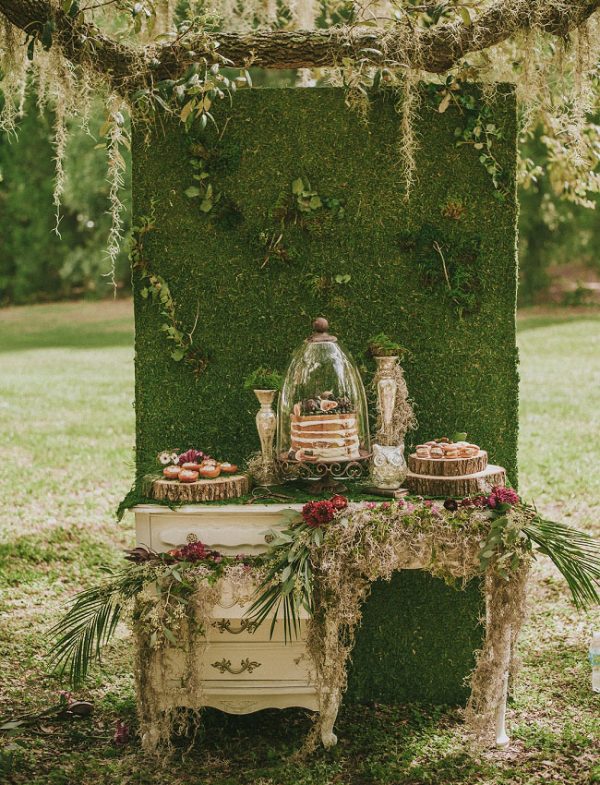 woodland wedding backdrops moss