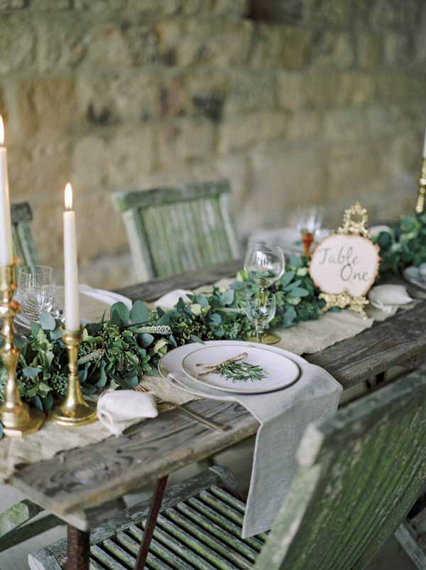 Rustic Elegant Wedding Ideas - Tree Slice and Escort Card Ideas