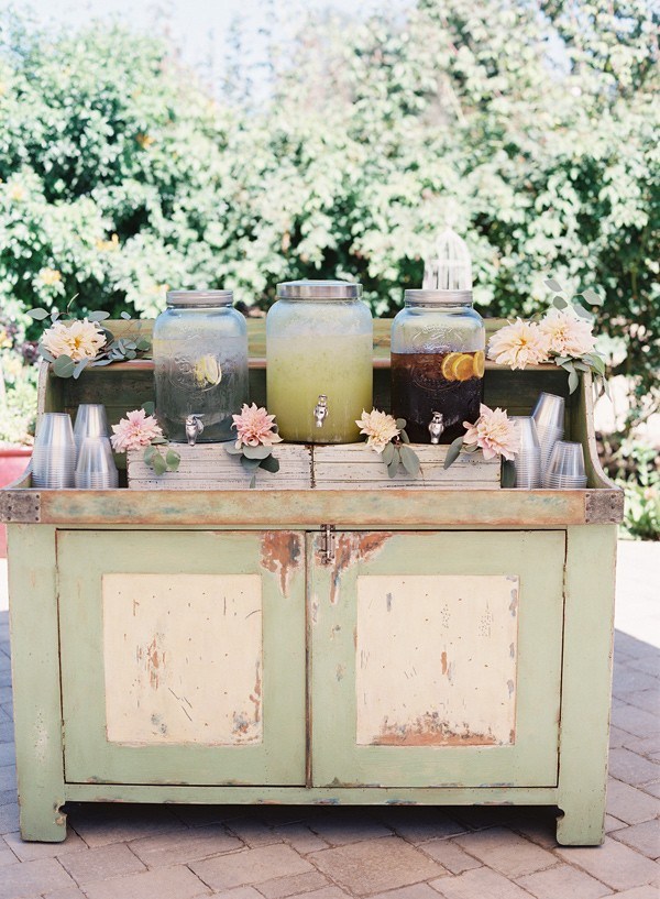 wedding drinks glass bottles with taps