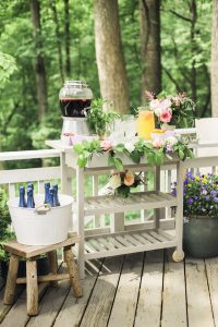 wedding-drinks-station-bar-cart