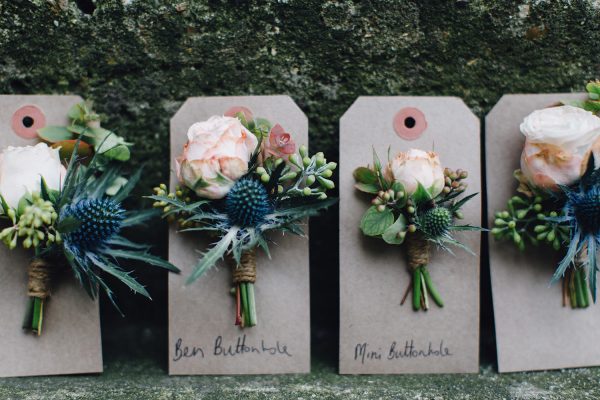 Creative Ways To Use Luggage Tags At Your Wedding rockmywedding.co.uk - hermionemccosh.com