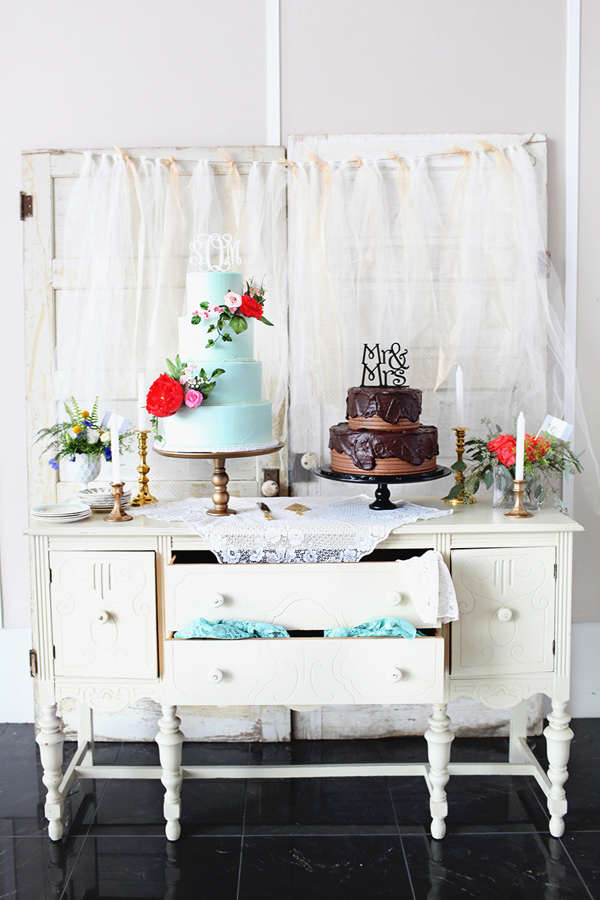 Summer Wedding Dessert Tables - Ideas and Inspiration ruffledblog.com - chloegiancolaphotography.com