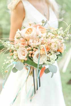 ivory peach and foliage wedding ideas and decoations
