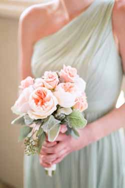 ivory peach and foliage wedding ideas and decoations