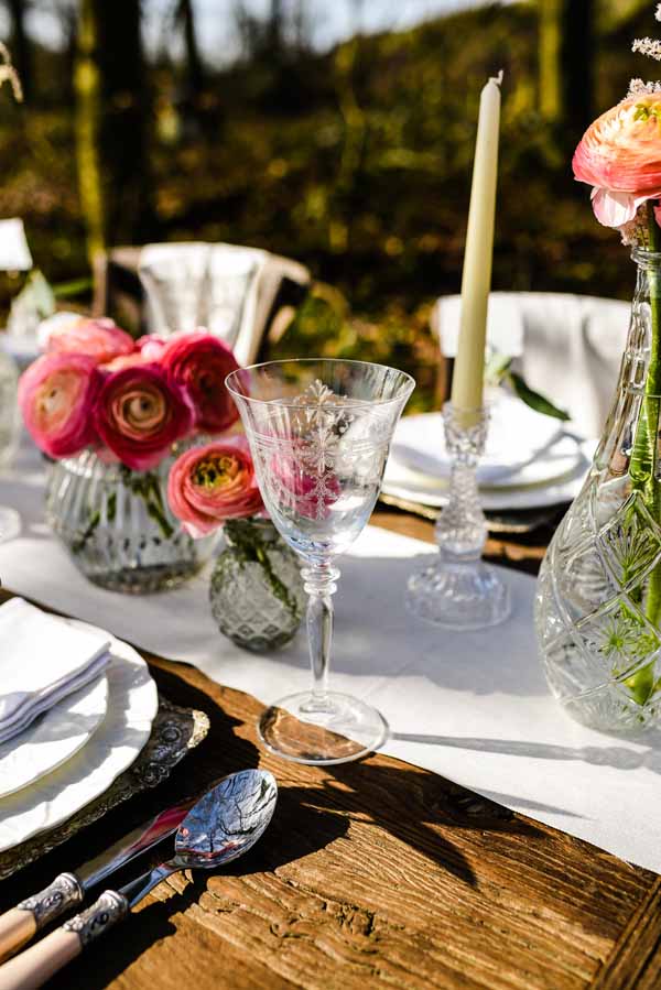 Elegant crystal and glass wedding decorations from the wedding of my dreams (1)