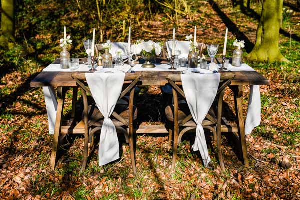 classic neutral and gold wedding decorations from the wedding of my dreams (1)