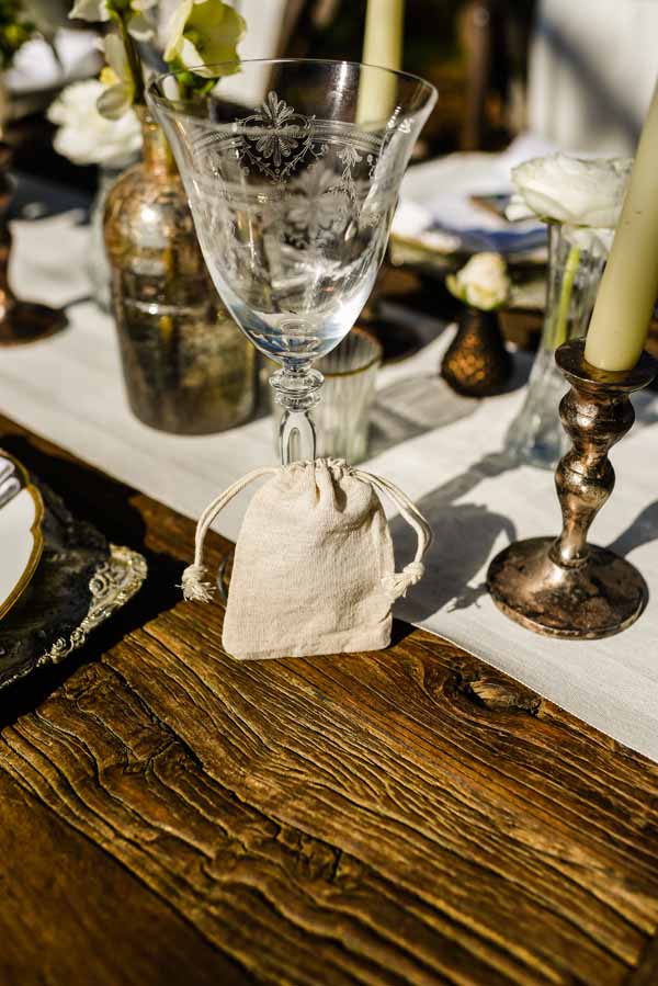 classic neutral and gold wedding decorations from the wedding of my dreams (1)