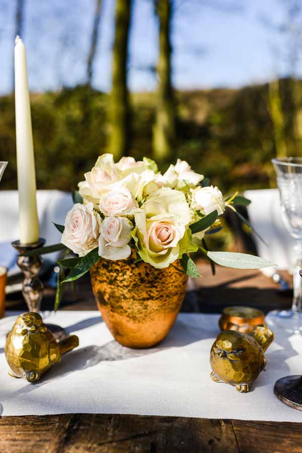 classic neutral and gold wedding decorations from the wedding of my dreams (1)