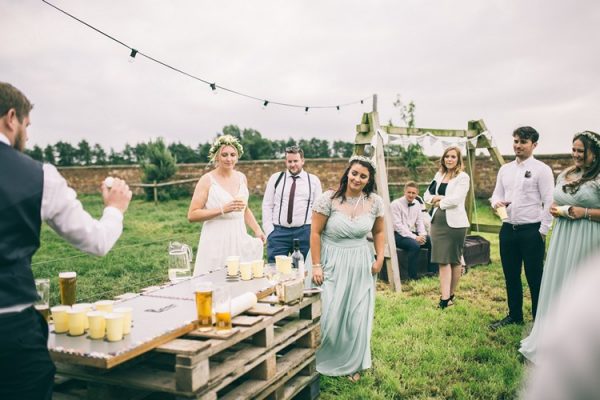 summer wedding fun ideas outdoor games The Wedding of my Dreams BEER PONG