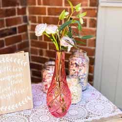 dusky pink and gold wedding decorations and ideas