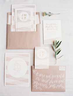 dusky pink and gold wedding decorations and ideas
