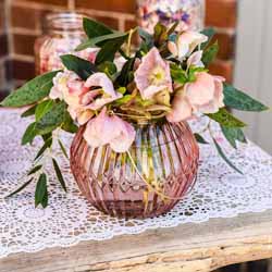 dusky pink and gold wedding decorations and ideas