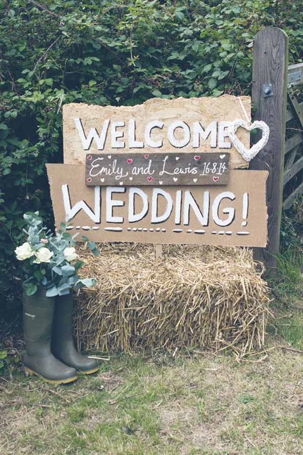 welcome signs for festival weddings