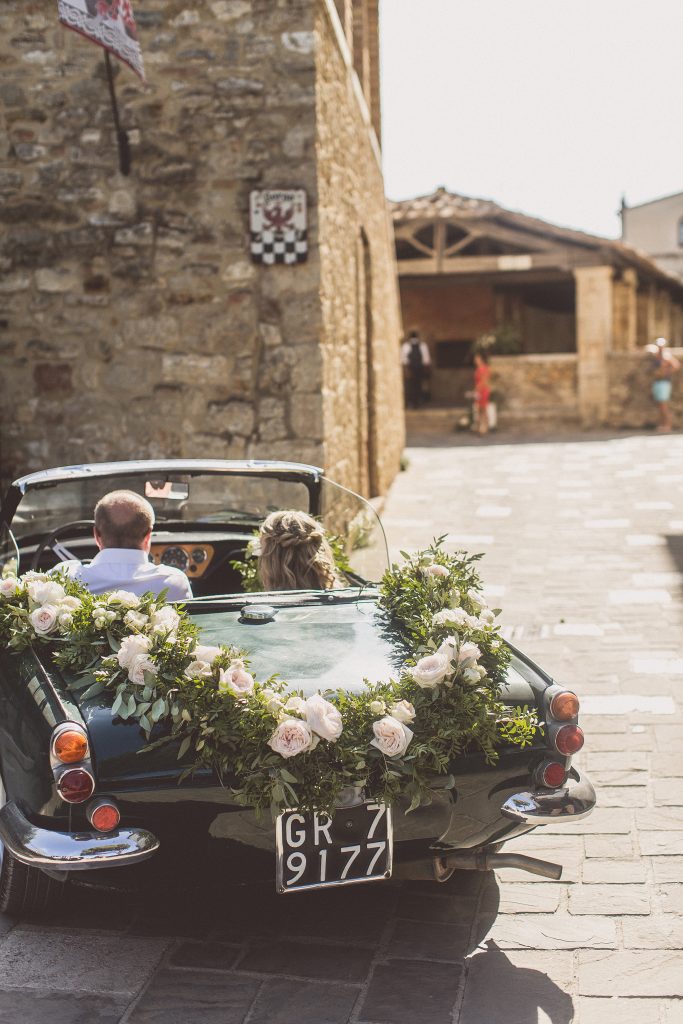 wedding car floral garland Italy Tuscany Bagno Vignoni Destination Wedding