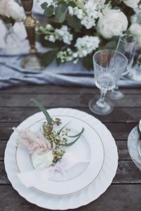 place settings flowers french wedding ideas