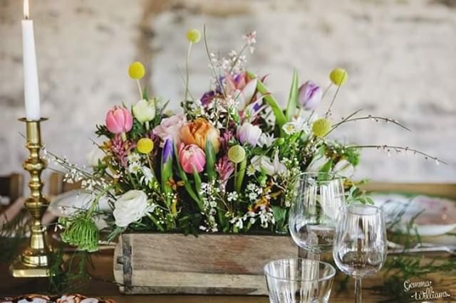 Spring wedding centrepieces in brick moulds by The Wedding of my Dreams