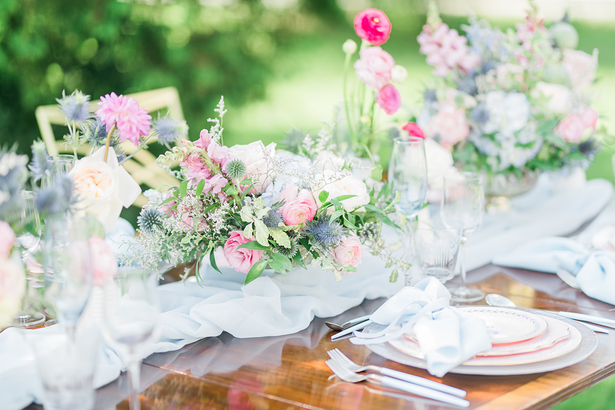 Summer pastel wedding barn wedding styling