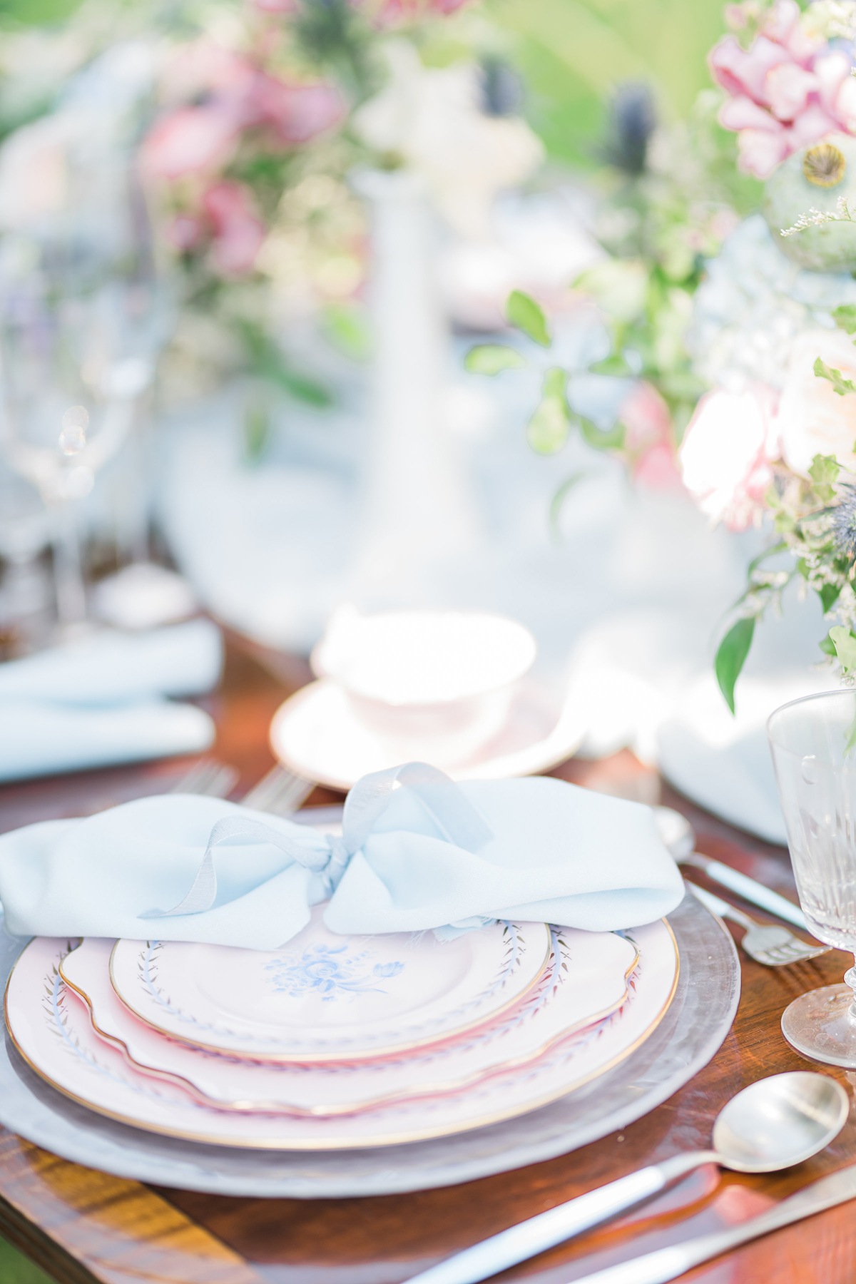 blue napkin wedding place settings summer wedding