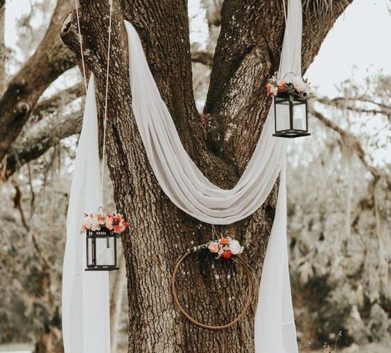 outdoor wedding styling ideas ceremony under a tree