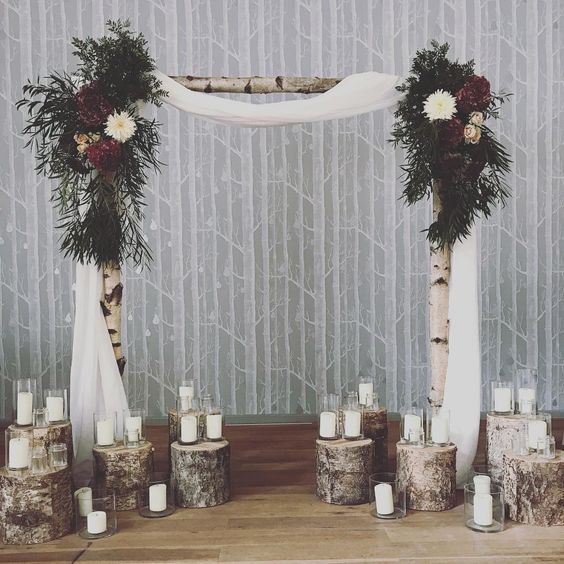 wooland wedding ceremony ideas backdrops tree stumps