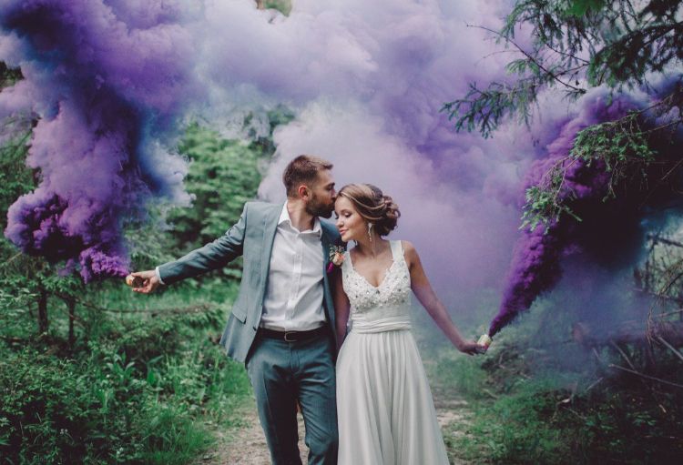 Wedding colour smoke bombs to buy The Wedding of my Dreams