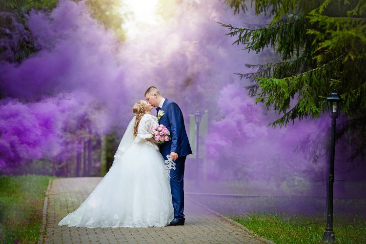 Wedding colour smoke bombs to buy The Wedding of my Dreams